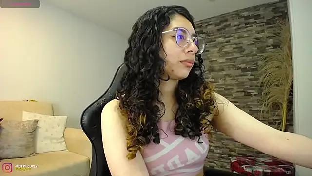 Avatar of Kitty__Curly