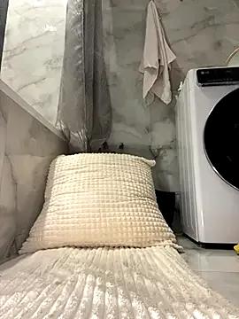 Freechat Kitty_Kisss on StripChat