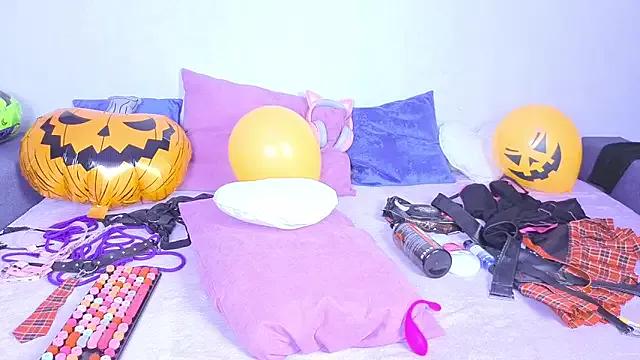 StripChat KittySweetness  is Freechat  KittySweetness — dildo ass 30 cm^^