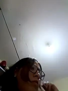 Freechat kyeporno on StripChat