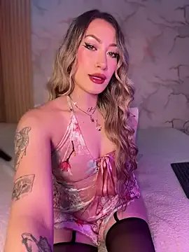 Lally_Valencia__ on StripChat 