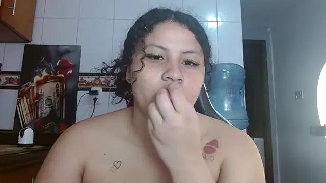 Latina_Kimky — Freechat on StripChat