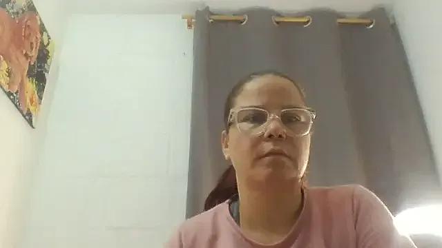 Freechat latinamaster on StripChat