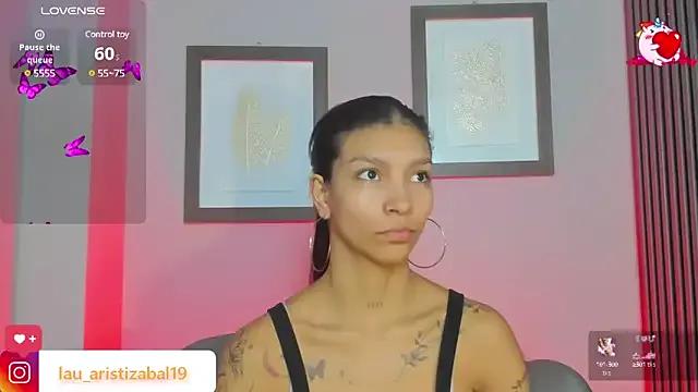 Freechat LauraAristizabal on StripChat