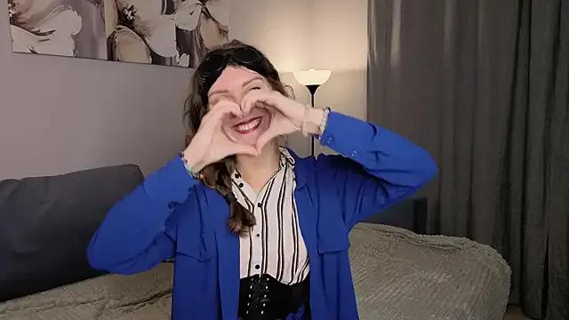 StripChat LauraYoungg  is Freechat  LauraYoungg — DO A BIG HEART