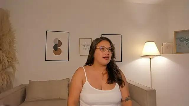 Freechat Laureen_se on StripChat
