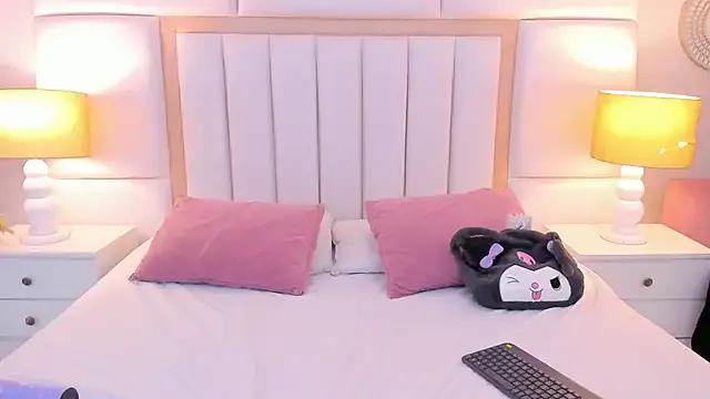 Freechat LaylaaDoll on StripChat