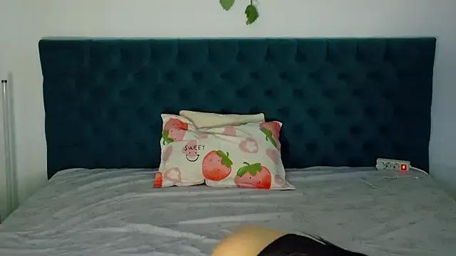 StripChat LexieRosse  is Freechat  LexieRosse — Fingering and naked show