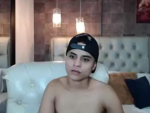 Liiamthompson on StripChat 