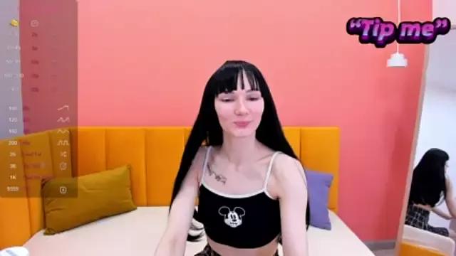 Freechat Lili_flowerr on StripChat