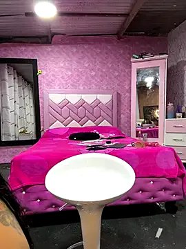 LilithBrithasotf32 on StripChat 