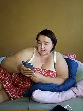 LiluHot on StripChat 