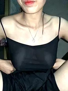 StripChat Lily-2k  is Freechat  Lily-2k — Mua in thoi