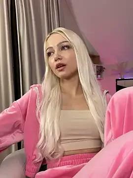 Freechat LinaLirian on StripChat
