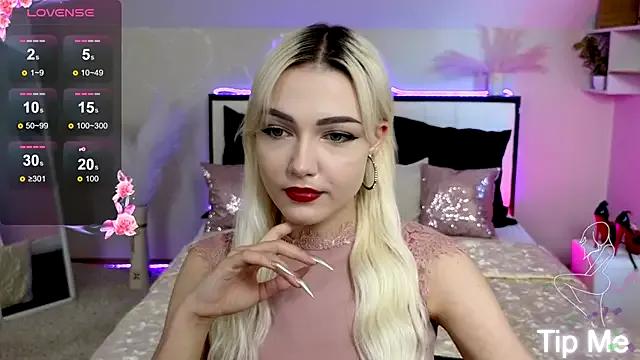 Freechat LinaLirian on StripChat