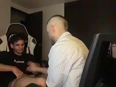 lionandreough — Tips make us hornyyyy!