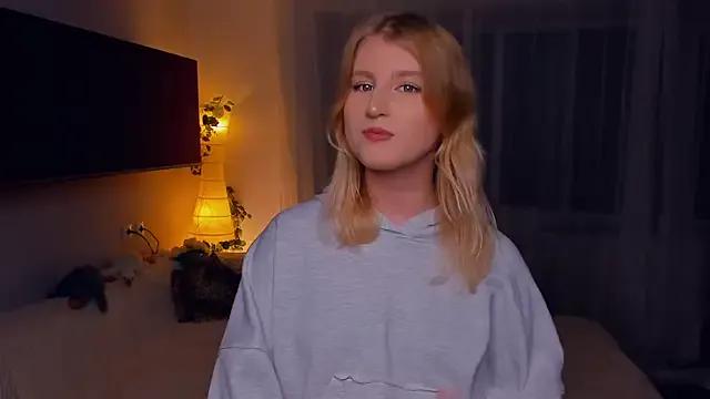 StripChat LisaRais  is Freechat  LisaRais — show my outfit