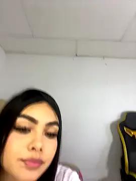 little_emiily_ — Remove my bra!