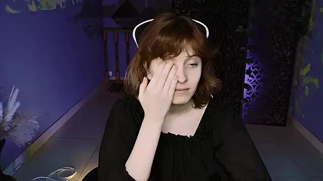 LolaAsmus on StripChat 