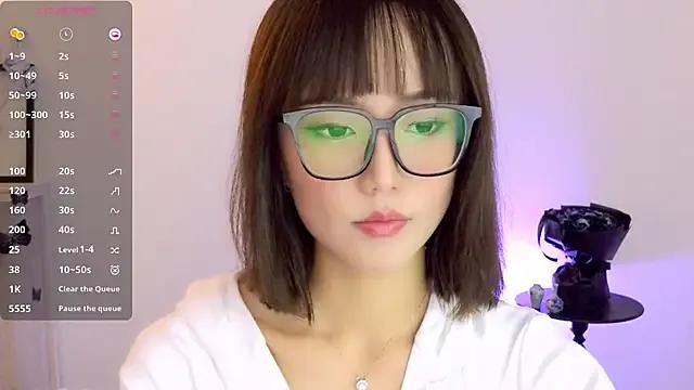 lubanmaster — rub tits