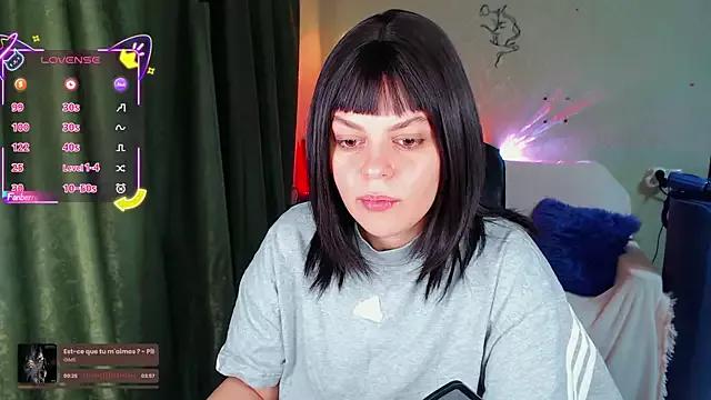 Avatar of lucywmiller_