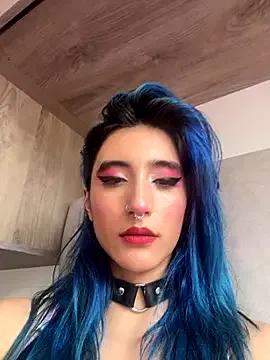 Lunapage — Blowjob with big dildo 