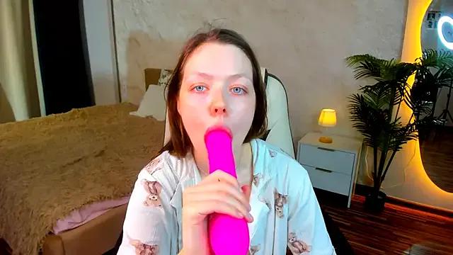 Avatar of Lunar_Lily