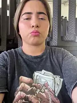Avatar of lunaxxx_IAN11
