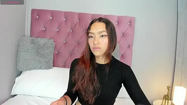 Freechat LunnaBlake on StripChat