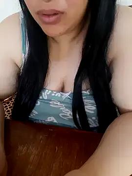 Freechat Madam-bezoul- on StripChat