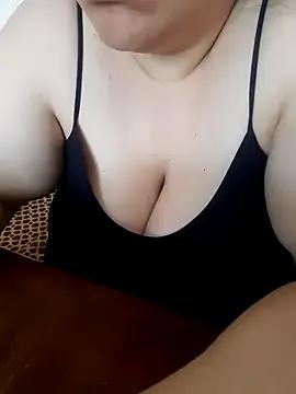 Freechat Madam-bezoul- on StripChat