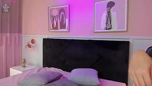 Freechat madel_cristin on StripChat