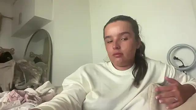 Freechat maisiesmithx on StripChat