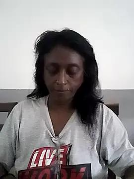 mamakarma1403 on StripChat 