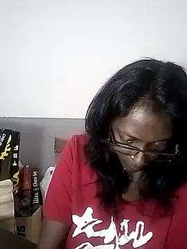 mamakarma1403 on StripChat 