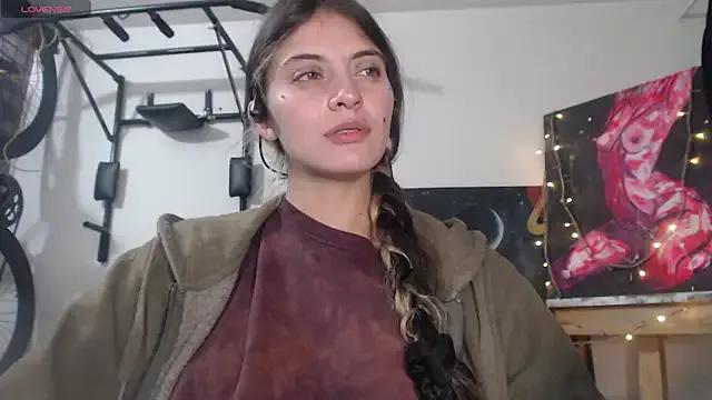 Freechat mariecam420 on StripChat