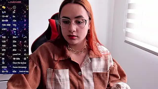 Private maryluna95 on StripChat