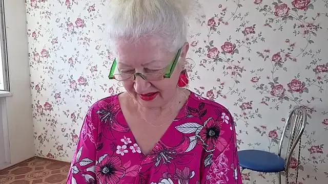 Maya_Mayflower on StripChat 