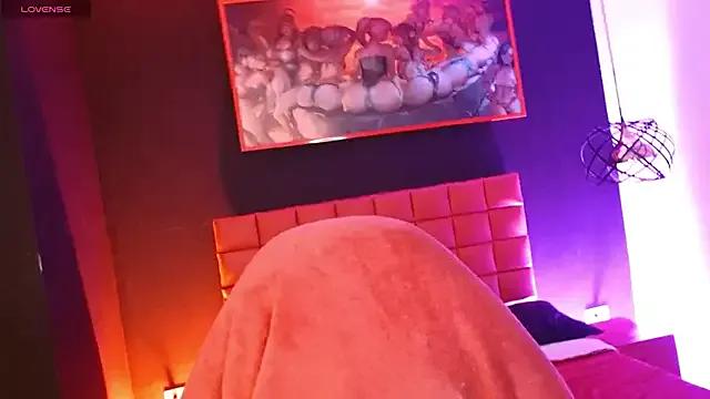 Freechat Megan_wolf1_ on StripChat