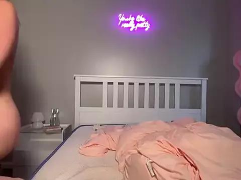 meggsworld on StripChat 