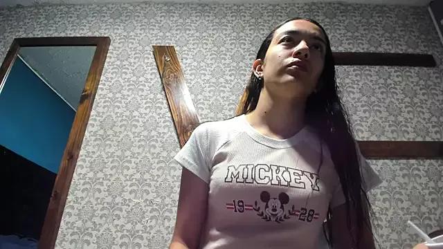 Avatar of Mia_scarlet69