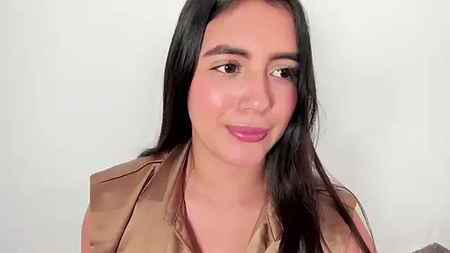 Freechat mialeia01 on StripChat