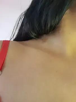 Freechat Michell_em on StripChat