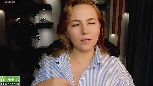 Freechat Mira_Mermayd on StripChat