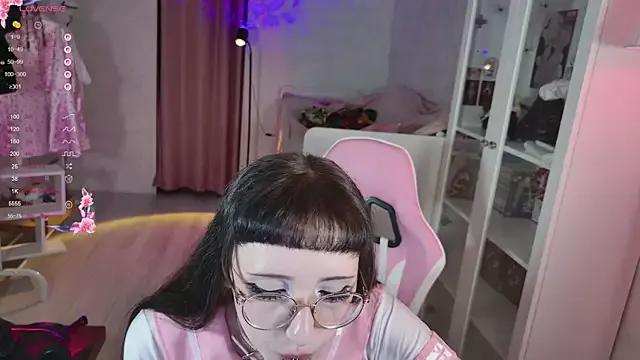 StripChat MiraJadee  is Freechat  MiraJadee — Eye Contact <3