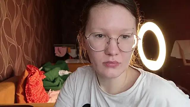 StripChat MiriamOr  is Freechat  MiriamOr — new teeth for friendly hairy girl