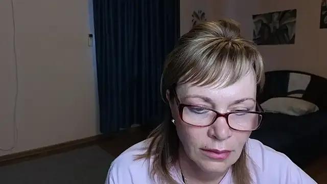 Miss_Moren on StripChat 