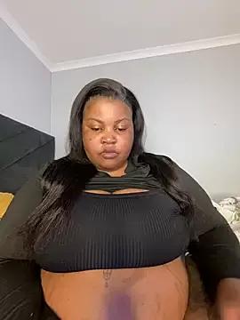 MissLola27 on StripChat 
