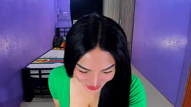 Mistress-PowerPlay — YOUR MISTRESS READY TO FEED YOUR MOUTH