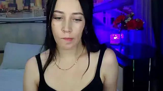 Freechat MonicaSweetx on StripChat